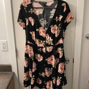 Black floral button up dress FOREVER 21